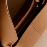 Numéro Neuf East West
EDITION TEXTURED CAMEL