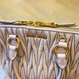 Matelassé Leather Handbag Pink Beige