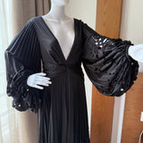 Barlow Midi Dress in Black